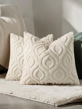 decorUhome Faux Wool Pillow Covers 18x18 Beige Set of 2 Plush Farmhouse